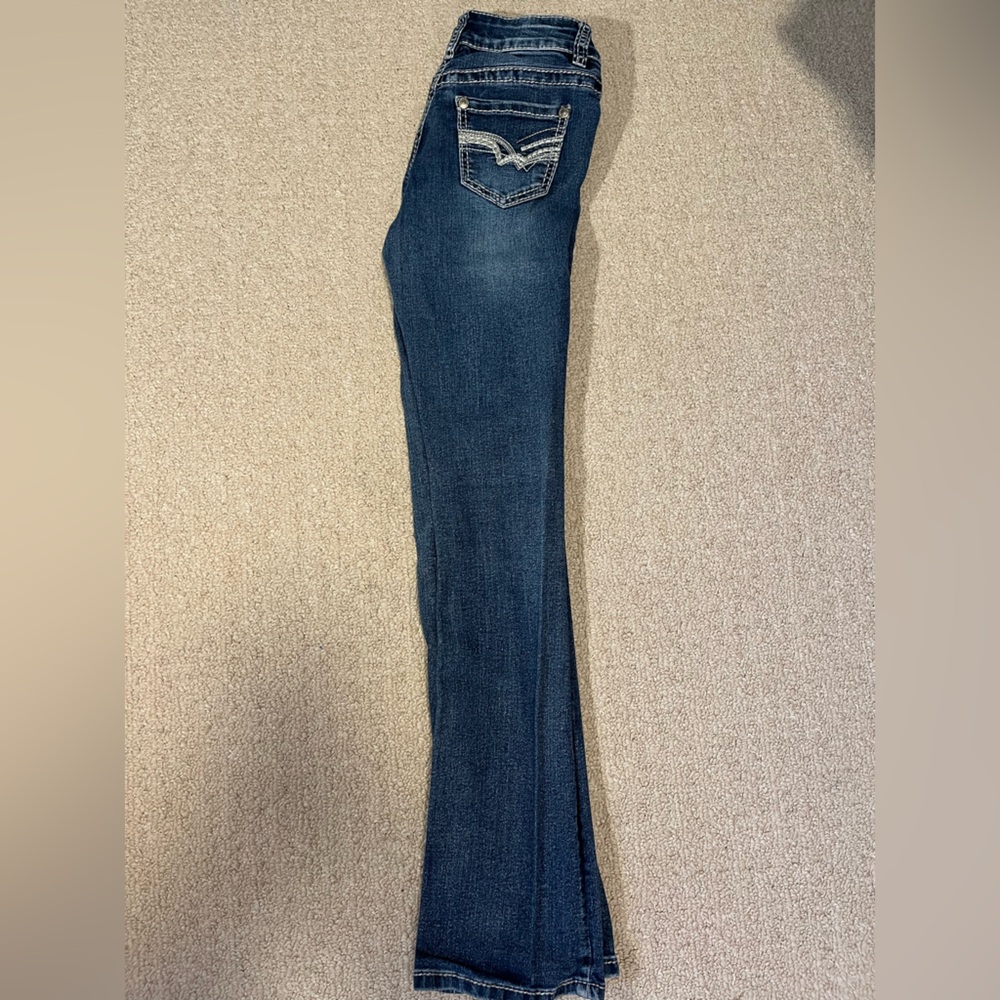 Stylish Indigo Women's Flare Jeans - Picture 2 of 7